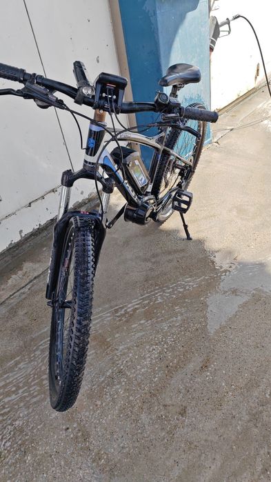 Vând bicicleta  electrica