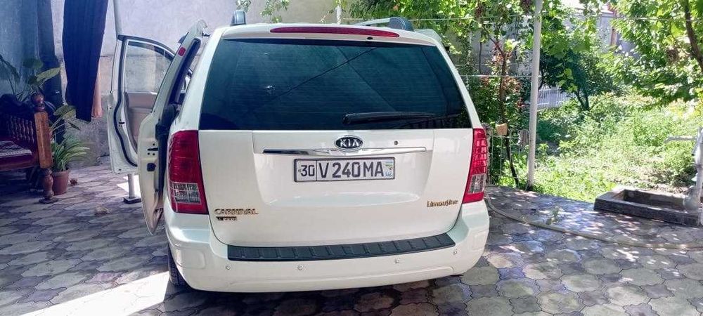 Kia karnival 2007 Limousine sotiladi