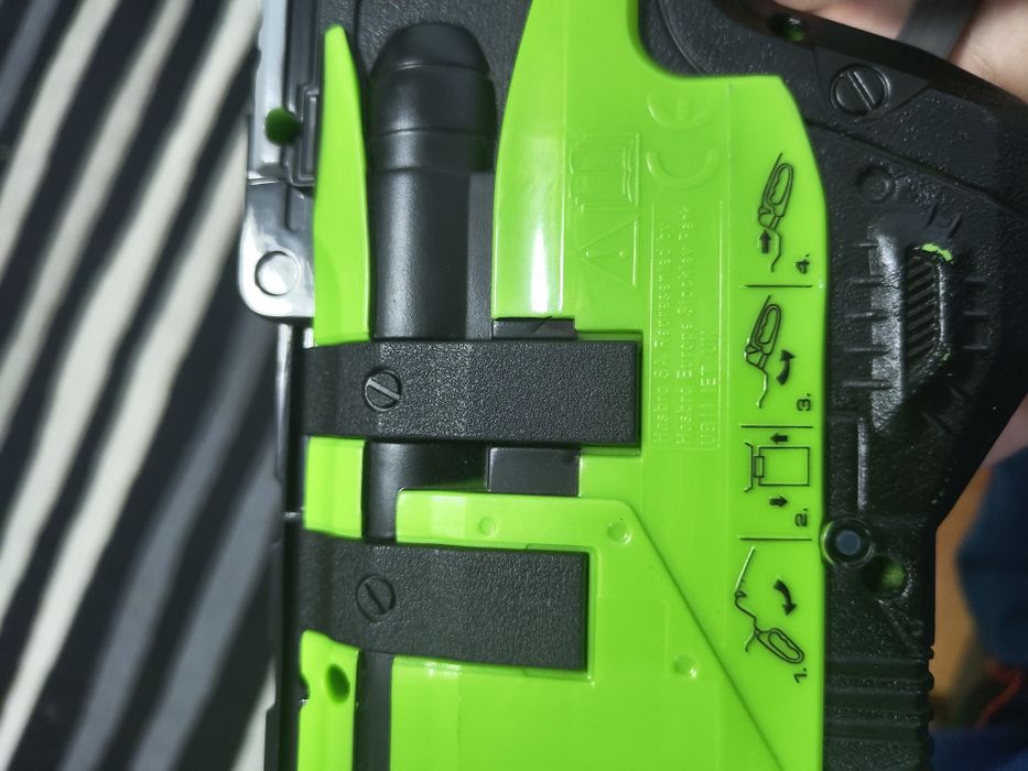 Pușcă Nerf Zombie Strike SlingFire pt copii