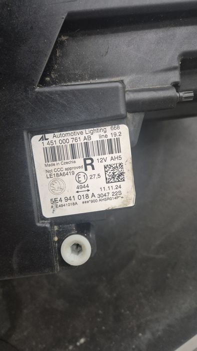 Far Dreapta Skoda Octavia 4 5E4941018A