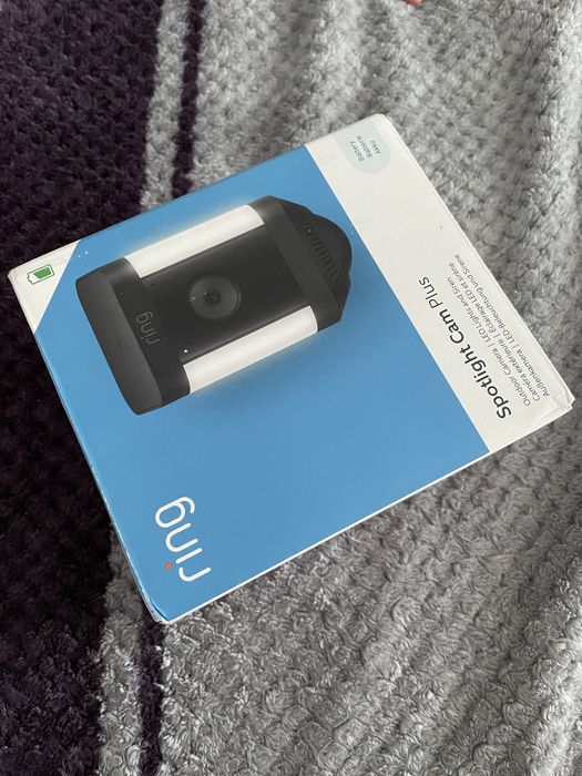 Camera de supravechere RING Spolight Cam Plus Outdoor, Noua - Sigilata