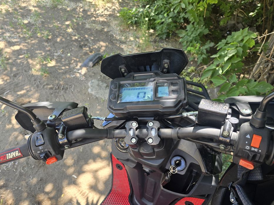Продам скутер 150 кубов