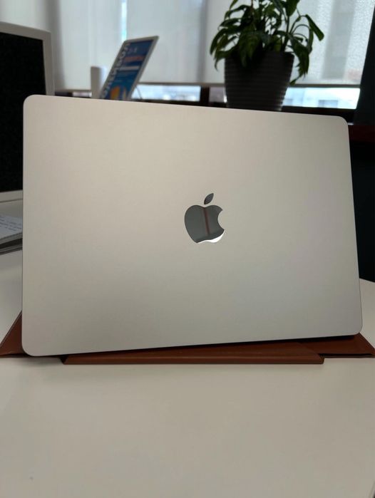 MacBook Air M3 8/256 GB (13") 2024