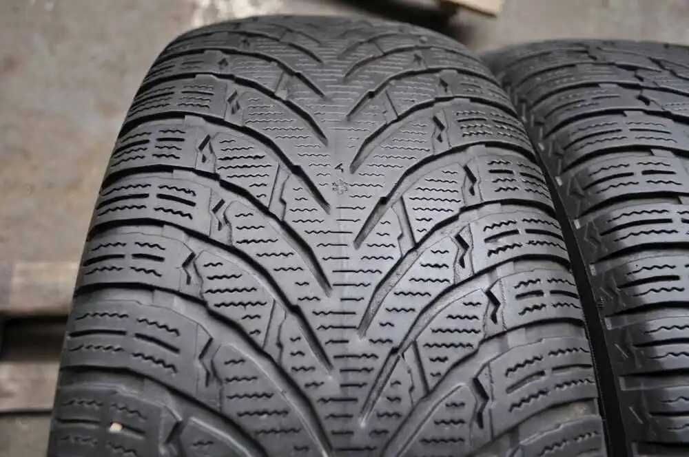 O singura Anvelopa Iarna 235/65 R18 NOKIAN WR SUV 4 110H
