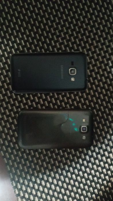 Продам два телефона полностью рабочих