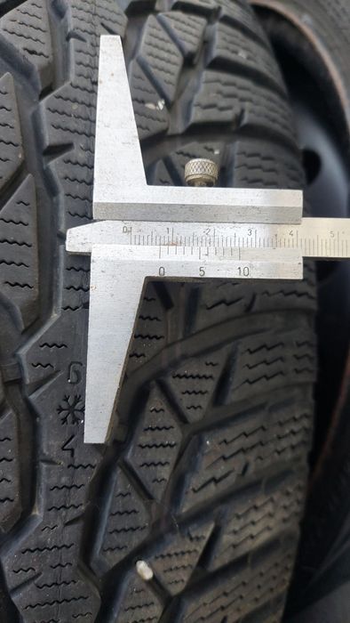 Set roti nokian iarna 205/60 R16