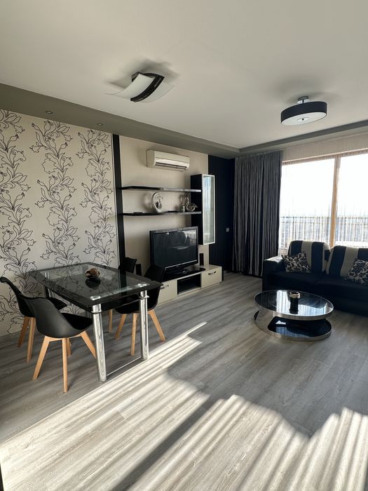 Дава се под наем Двустаен апартамент в Варна, Възраждане 1 - 80 кв.м за 528.36 € - Снимка #6