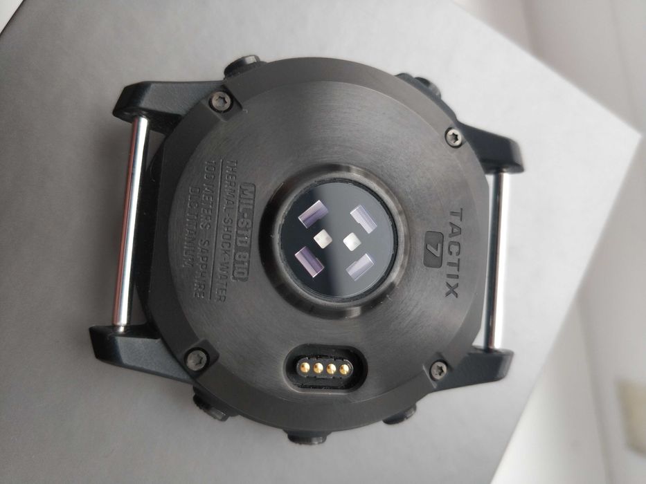 Часы Garmin Tactix 7