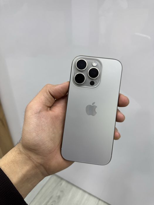 Iphone 15 Pro natural 256 GB Sotilad