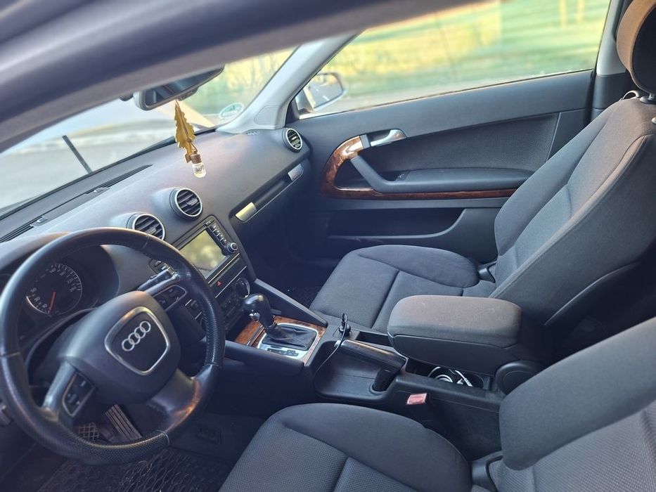 Audi a3 coupe  1.6 mpi automat