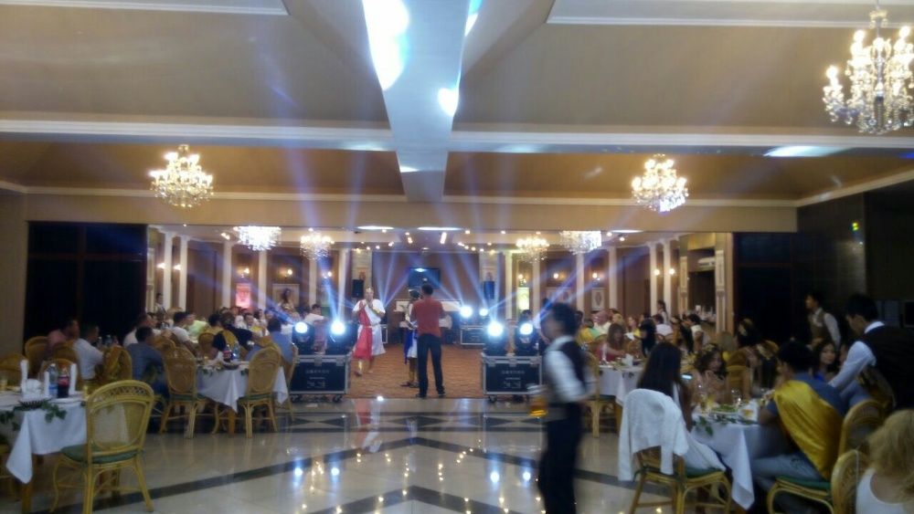 Цветомузыка и Колонки на ваш праздник...