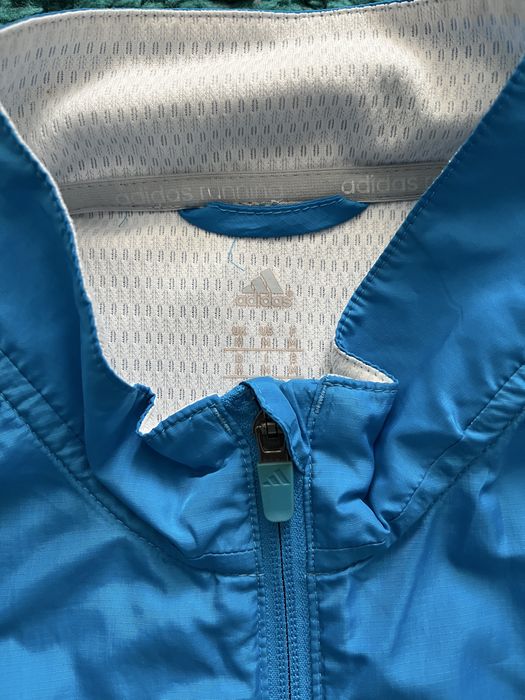 Vând foiță adidas