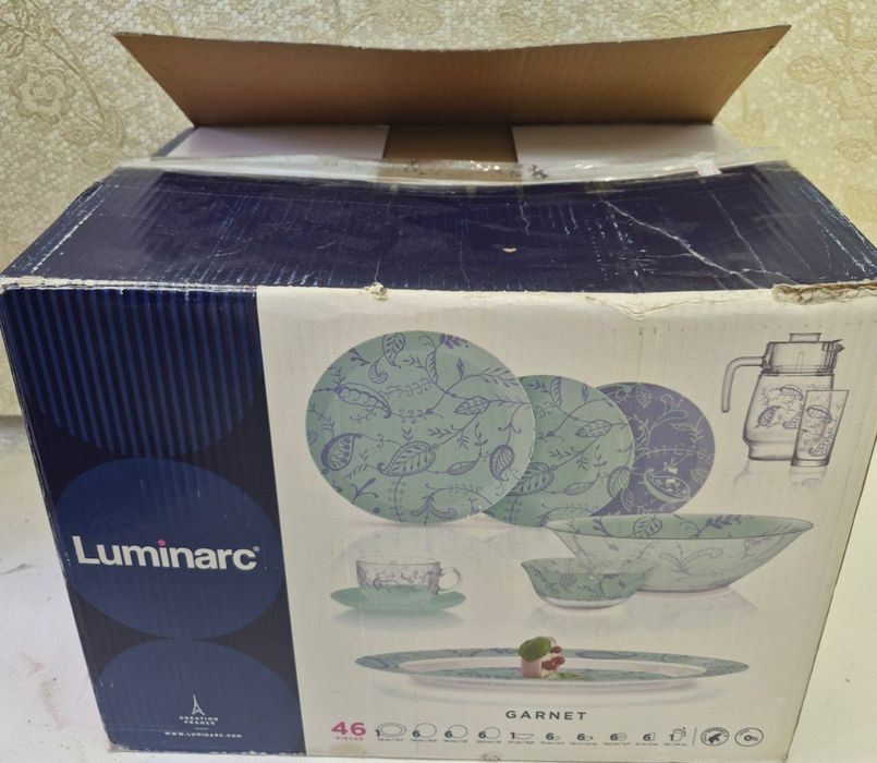 Сервиз Luminarc 46 предметов б/у
