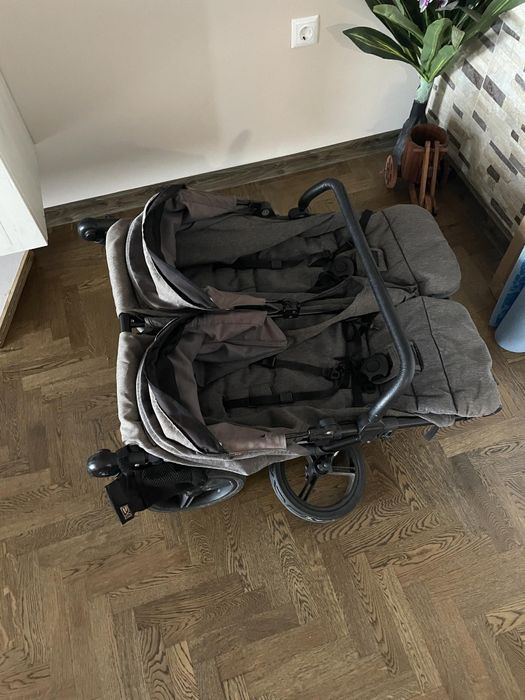 Количка за близнаци Mountain Buggy Duet