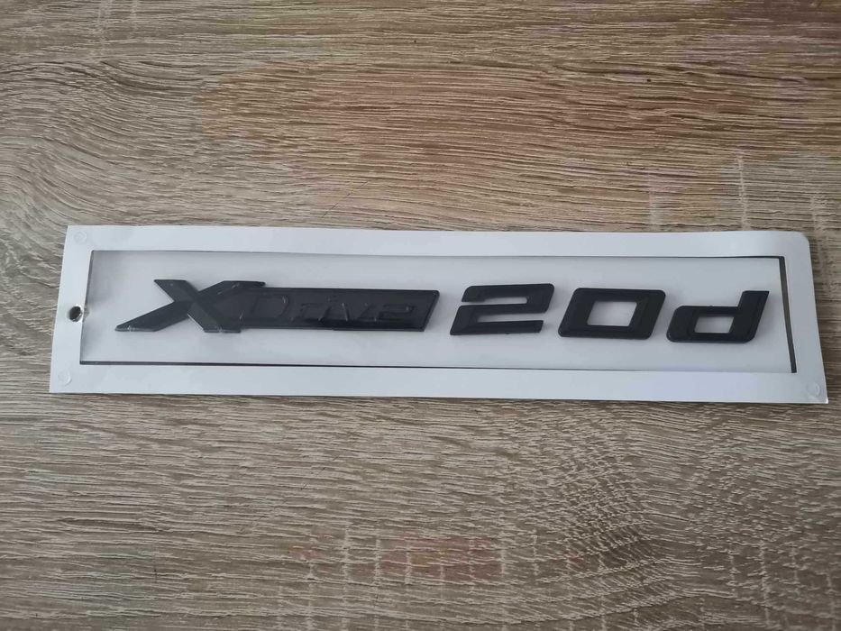 черен надпис BMW Xdrive 20d