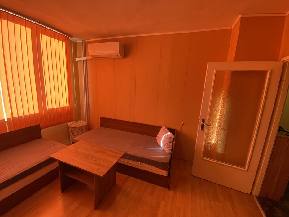 Дава се под наем Едностаен апартамент в Варна, Владислав Варненчик - 33 кв.м за 204 € - Снимка #1