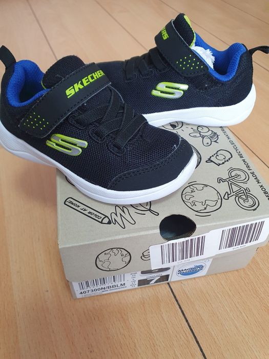 Adidasi Skechers marime 23