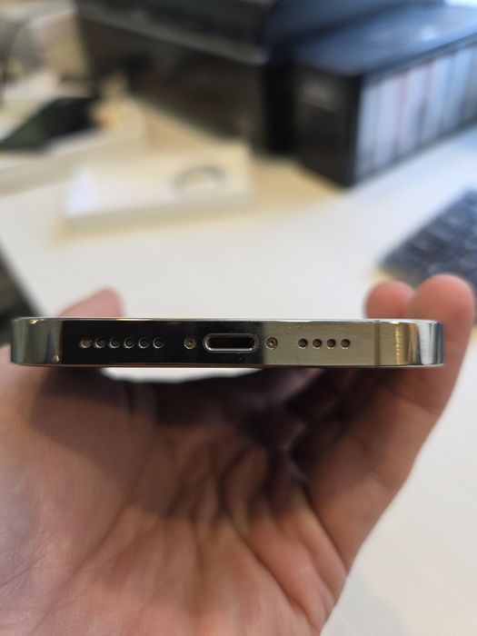 iPhone 14 pro max 256Gb батарея 78%