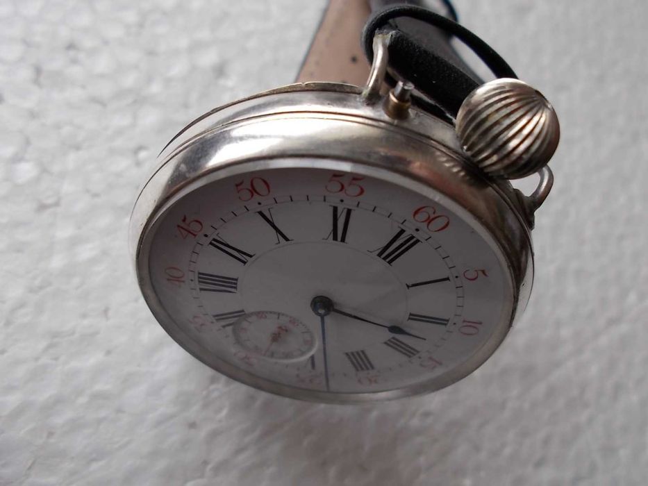 швейцарски ръчен часовник