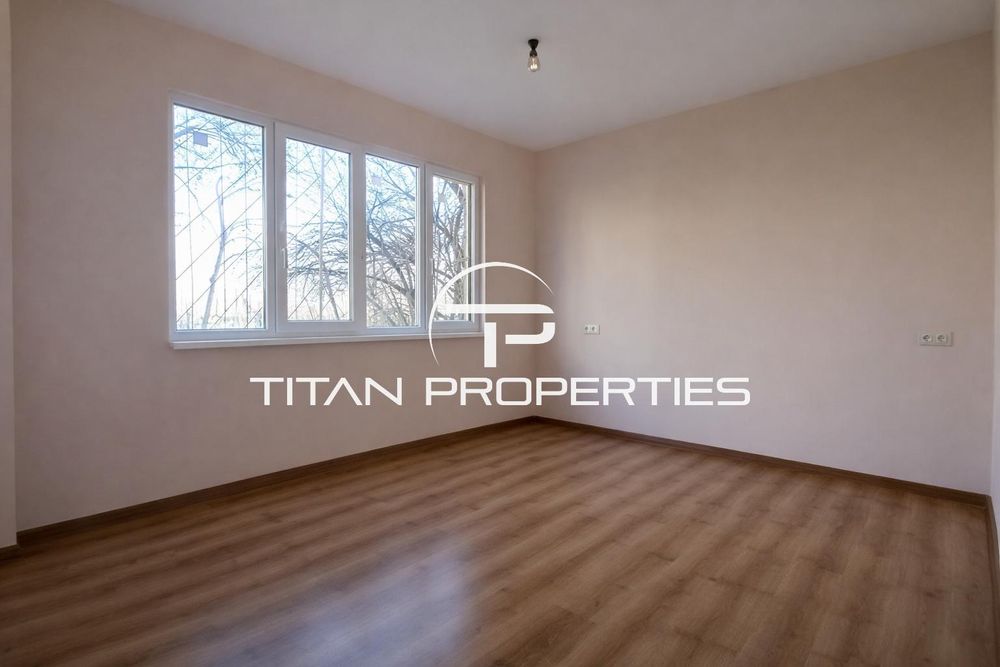 Продава се Двустаен апартамент в Пловдив, Тракия - 46 кв.м за 1220 €/кв.м - Снимка #1