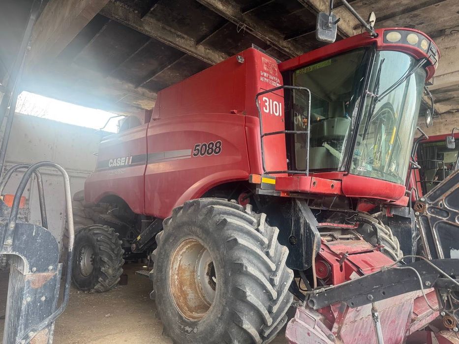 Комбайн (Case 5088)