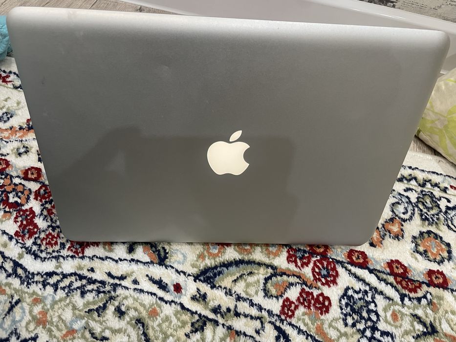 Macbook pro идеал сост