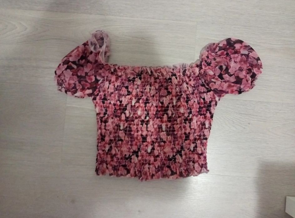 Top roz floral Oferta in descriere