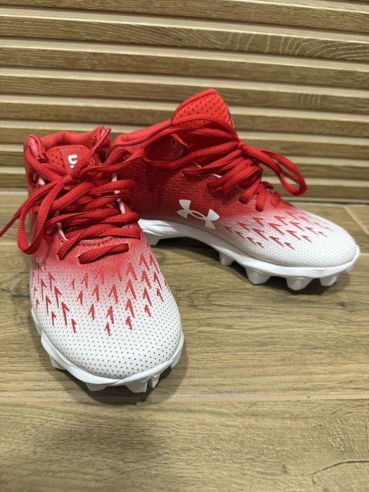 Нови бутонки за момчета