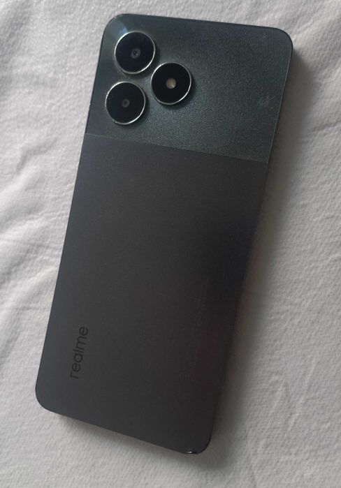 Смартфон продается