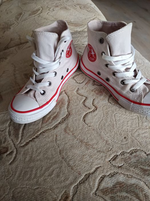 Tenesi Converse măr 31