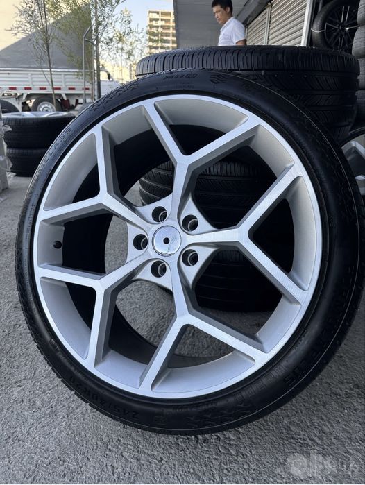 R20 bmw diska sotiladi