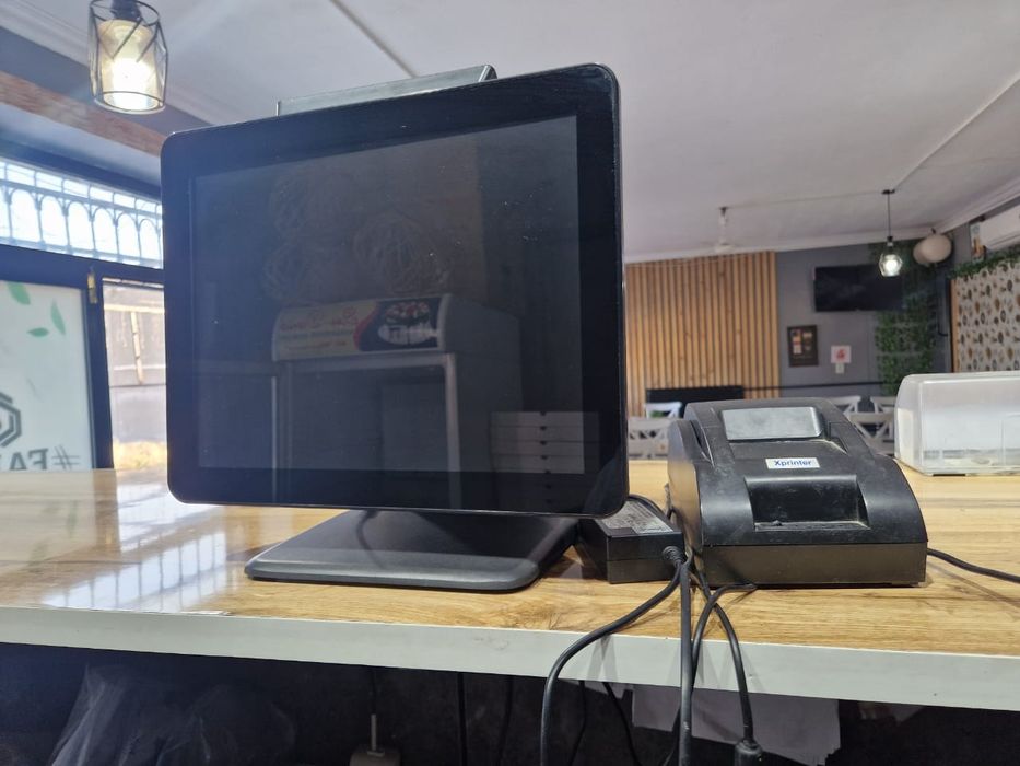 Умаг, кассовый аппарат