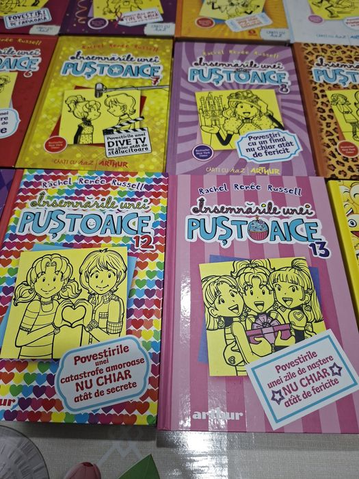 Colectie carti,,Insemnarile unei pustoaice"