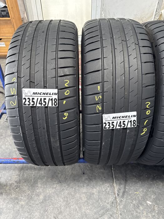 235/45/18 Michelin
