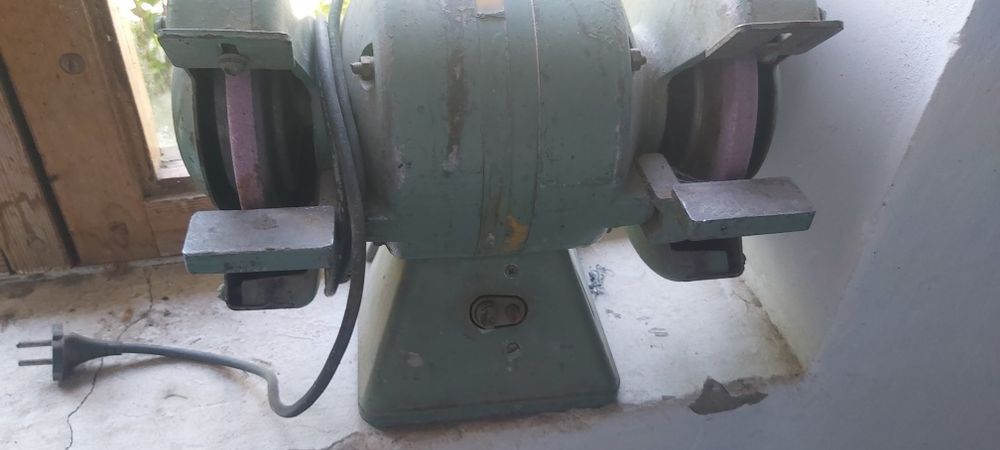 Продам точило производство СССР.