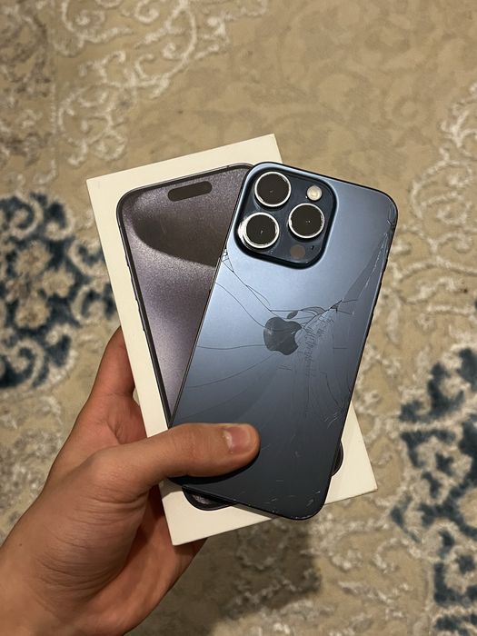 Продам iphone 15pro 256gb