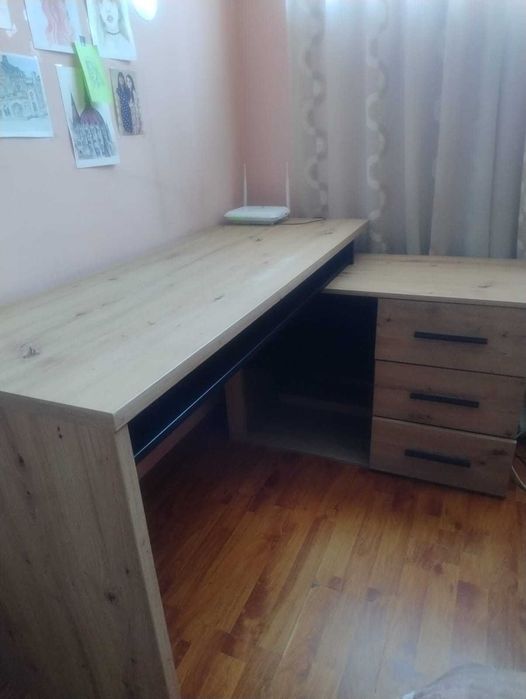 Mobilier birou elevi sau afaci