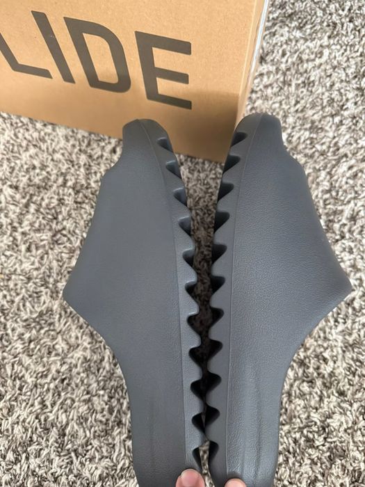 Yeezy Slides Adidas Onyx - нови