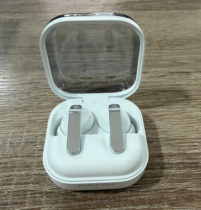 Samsung Galaxy Buds 4 Pro