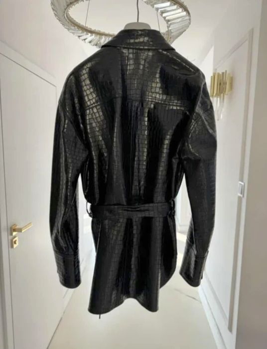 Ефектна дамска риза Zara