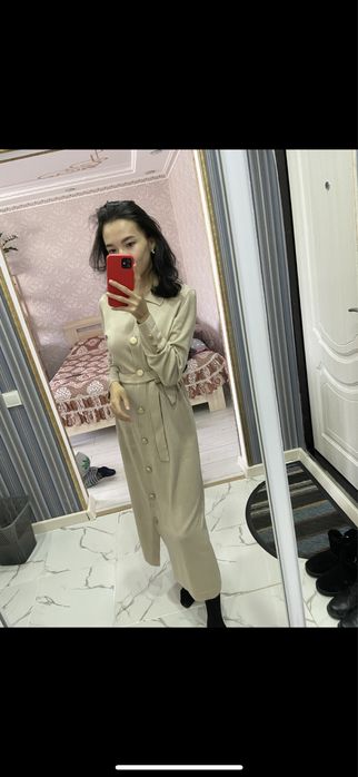 Продается пальто ,платье