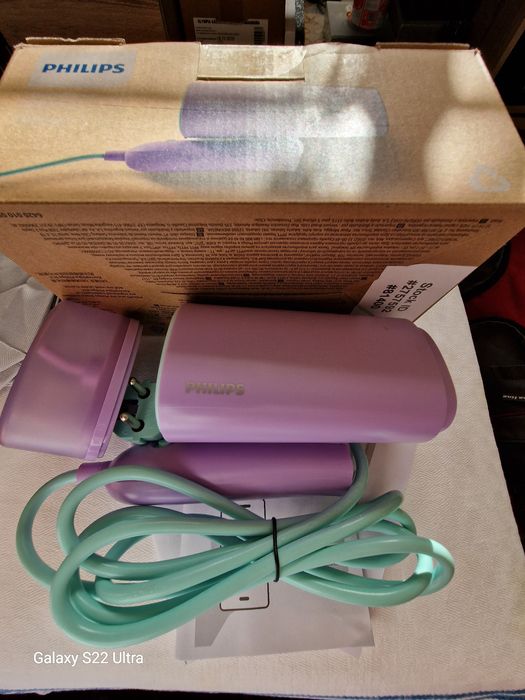 Aparat de călcat vertical cu aburi