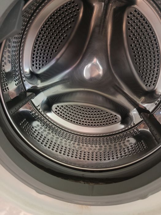 Kir yuvish mashinasi  LG