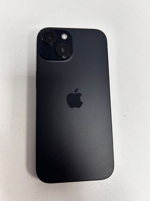 Срочно продам айфон 15