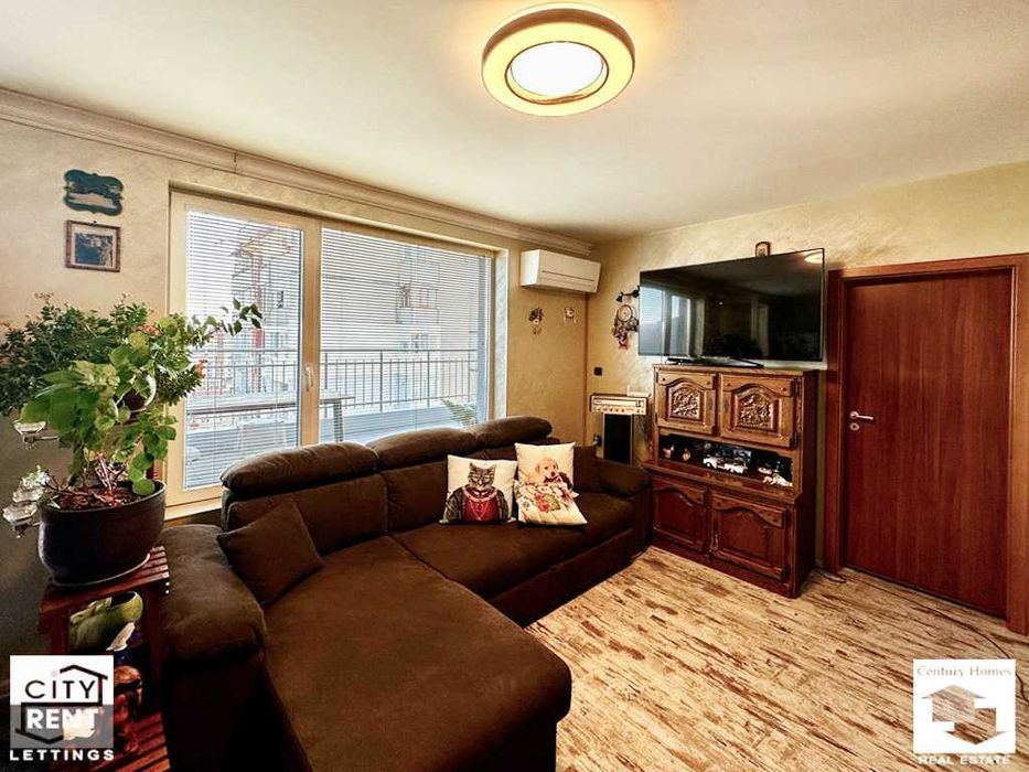 Дава се под наем Двустаен апартамент в Велико Търново, Колю Фичето - 100 кв.м за 440 € - Снимка #2