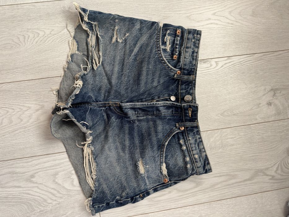 Къси дънкови панталони