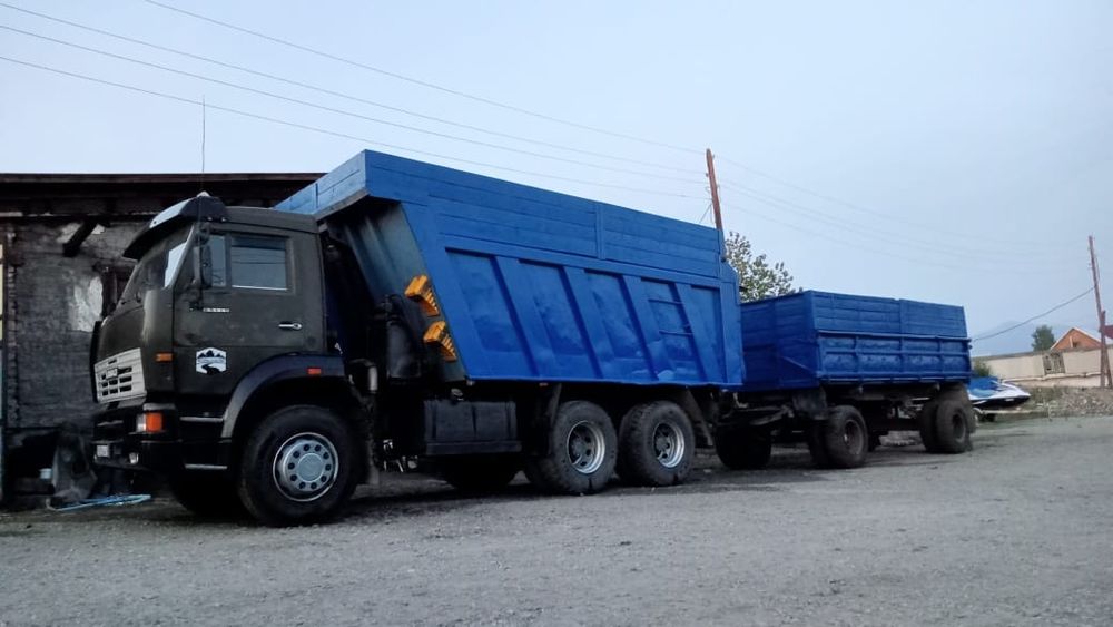 Продам КамАЗ  с прицепом