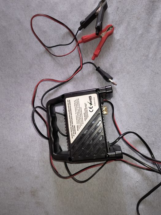 Redresor Baterie Auto