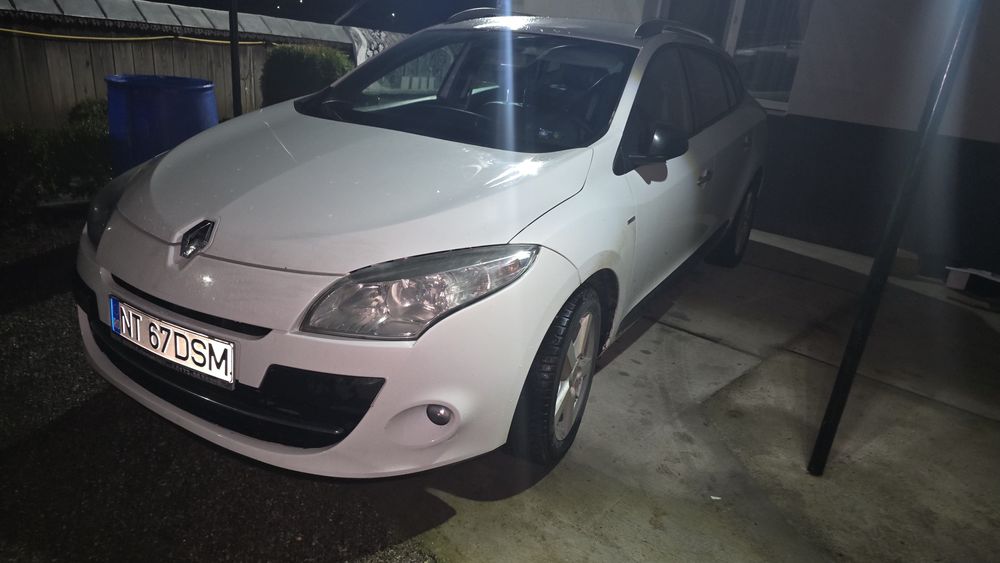 Vând renault megane 3 1.9