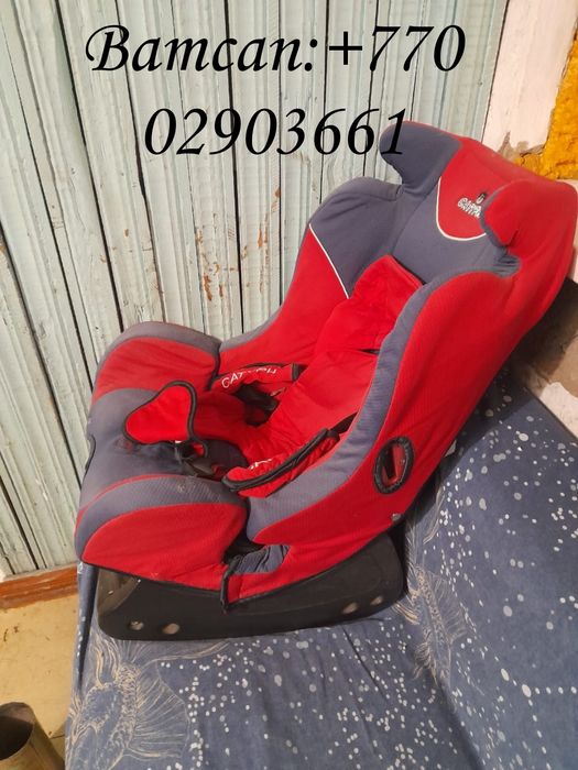 Детское кресло в машину